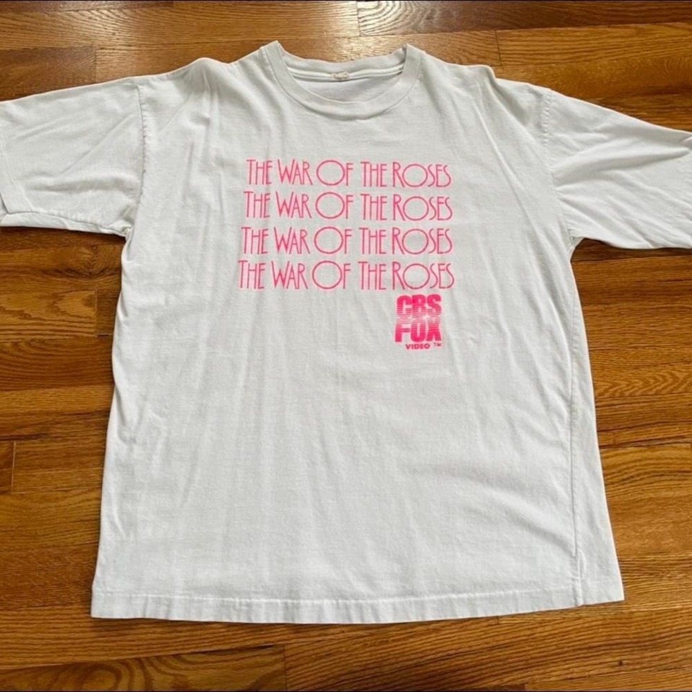 INSANE 1989 War of the Roses vintage XL CBS Fox t-shirt